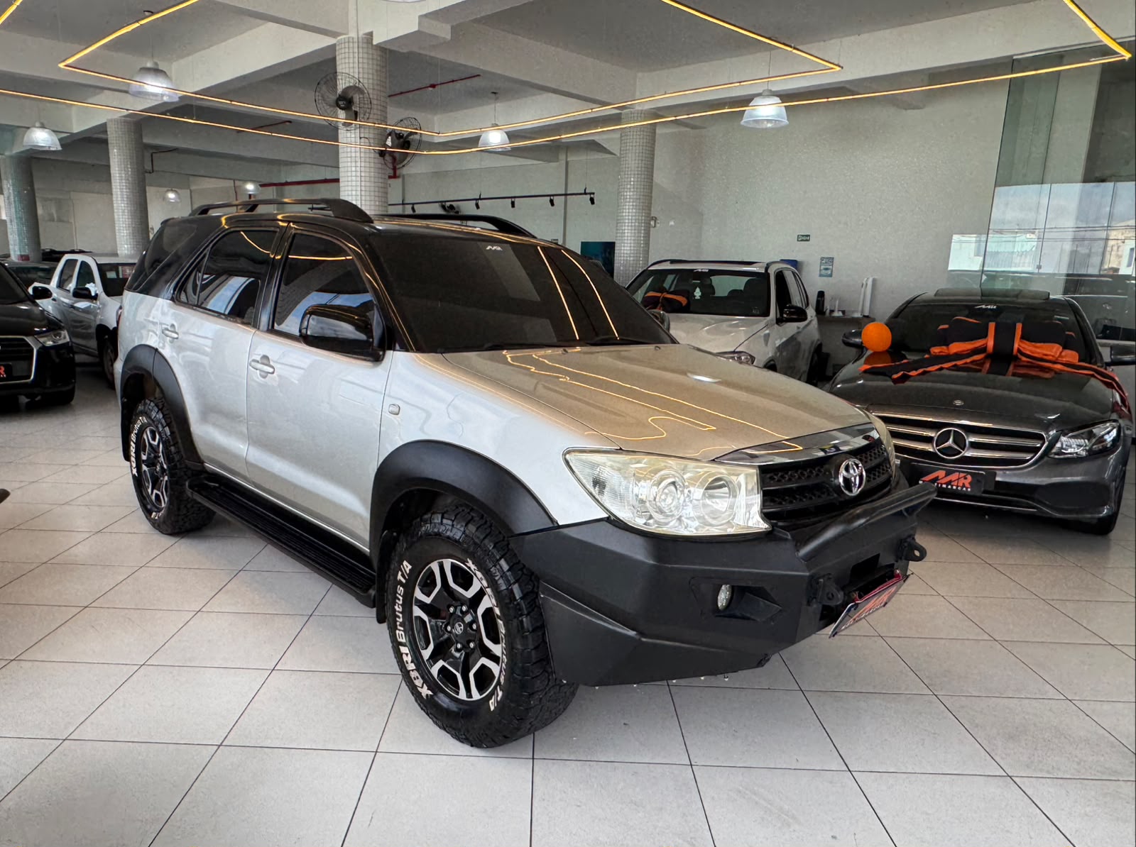 TOYOTA HILUX SW4 4X2SR